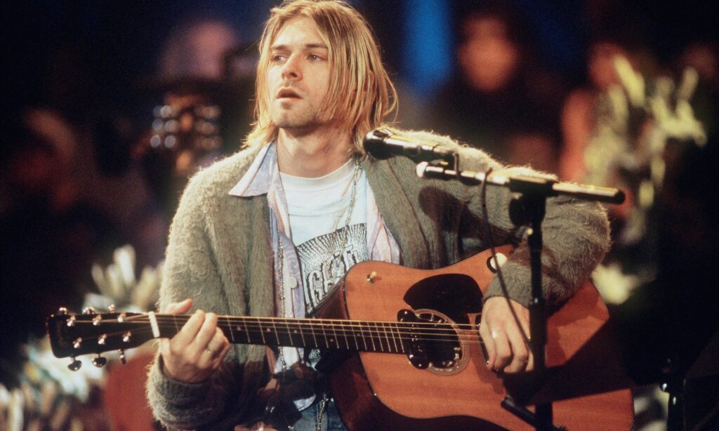 chitarra kurt cobain asta nirvana mtv unplugged