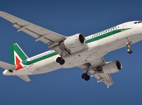 Nazionalizzazione Alitalia: rischio isolamento di Sicilia e Sardegna