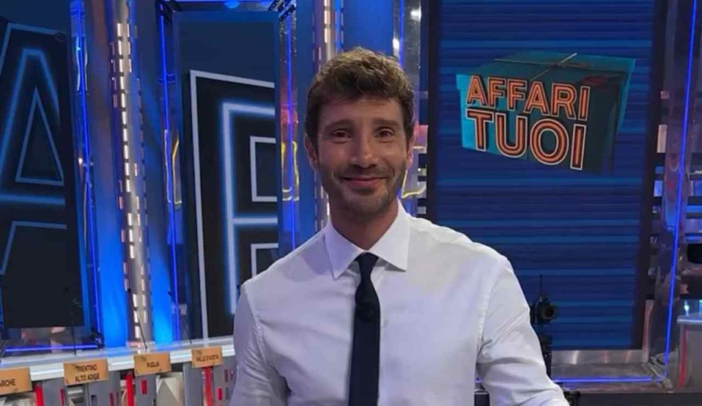 Affari tuoi - Stefano De Martino