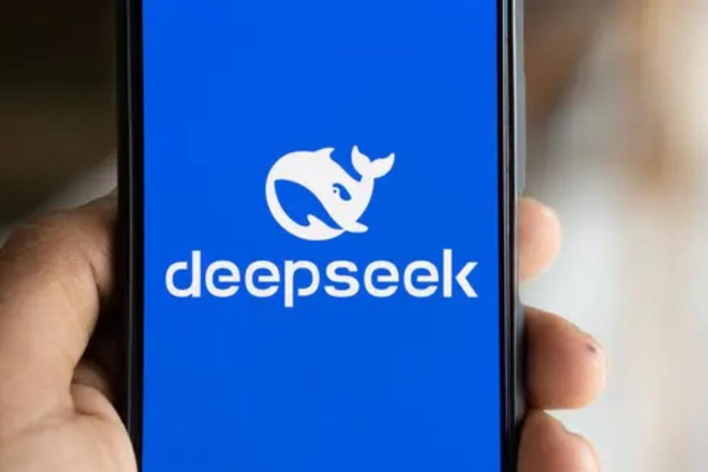 DeepSeek Lyan Wenfeng nuovo modello di AI